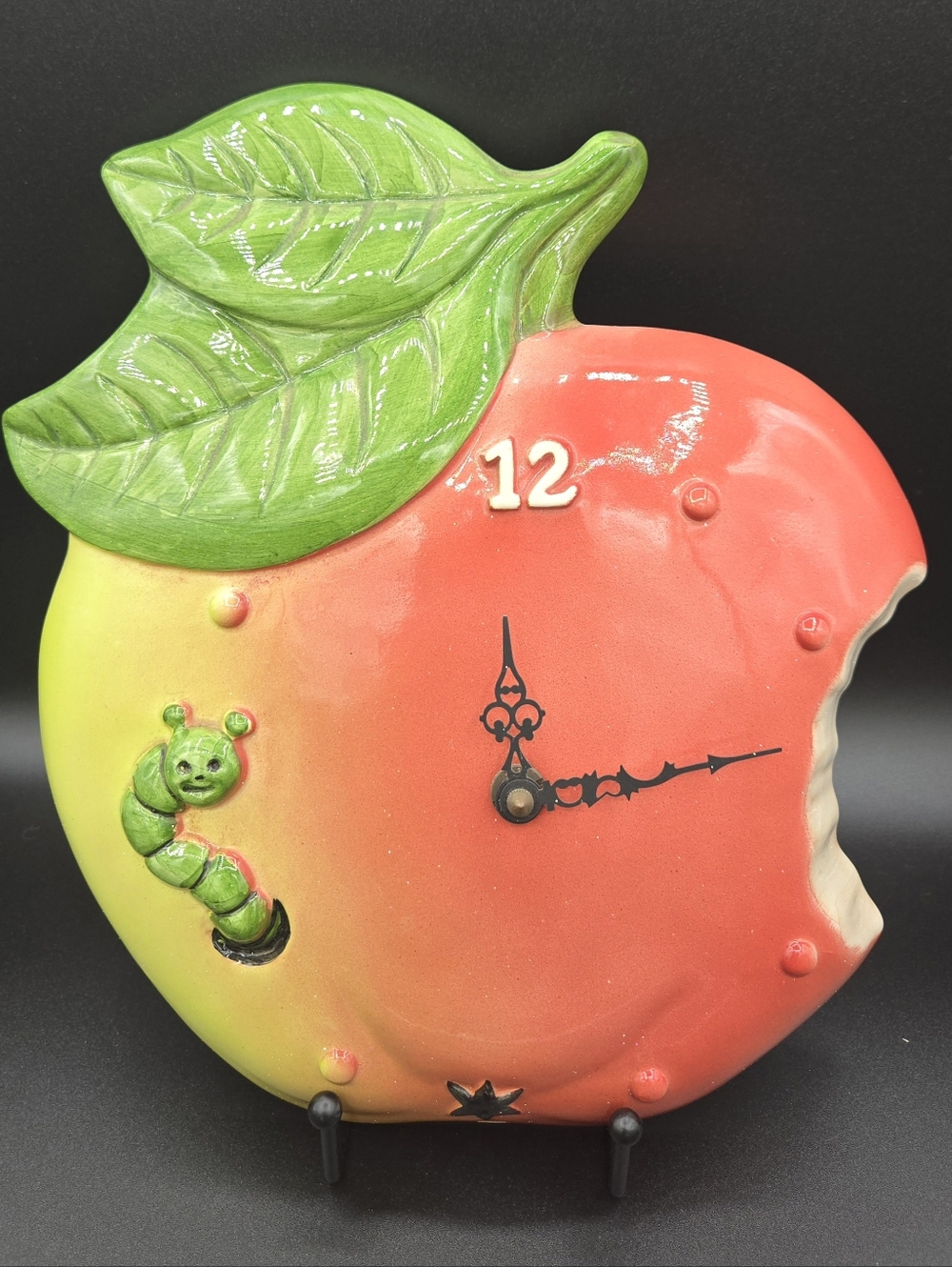 JIE Ceramic Design Bitten Apple Wall Clock - Swedish Home Decor